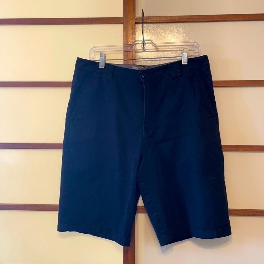 men’s o’neill shorts / size 33